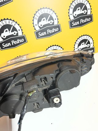 Faro Peugeot 308 SW
