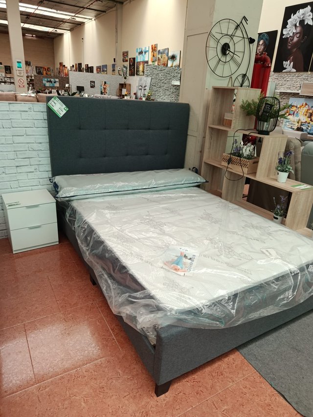 Cama Matrimonio Emily 135cm Tela