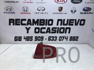 Piloto audi a4 derecho
