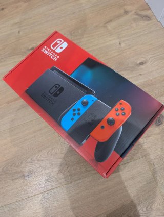 Nintendo Switch Azul y Rojo