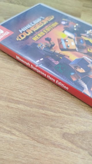 Minecraft Dungeons Hero Edition - Nintendo Switch
