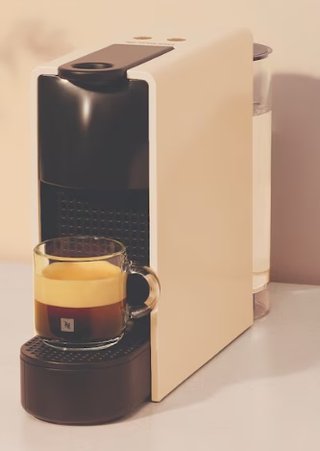 Cafetera Nespresso Essenza Mini Crema Matte