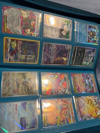 Colección cartas Pokémon Caja y Album Exclusivos