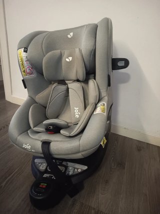 Silla bebé Joie I Spin 360°. En perfecto estado.