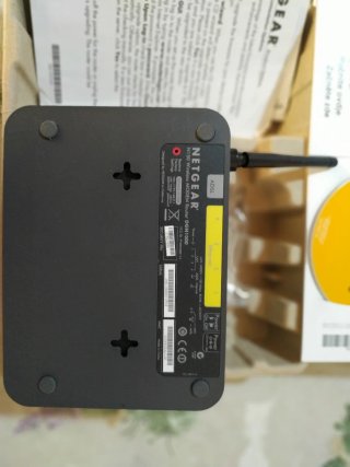 Router ADSL2+ NETGEAR DGN1000