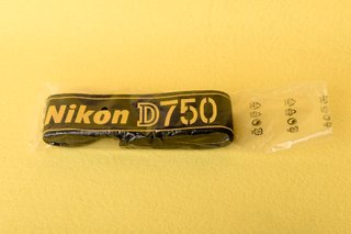Cinturino originale per fotocamera Nikon D750 nero