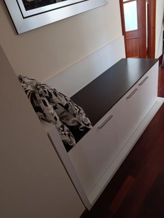 Mueble entrada zapatero y espejo (Incluye cogines)