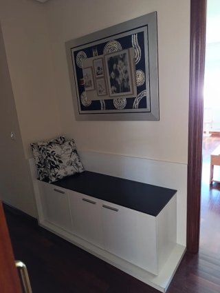 Mueble entrada zapatero y espejo (Incluye cogines)