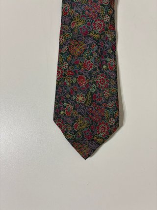 Corbata floral verde y roja 100% seda