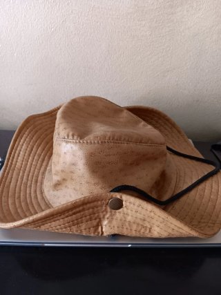 Cappello vintage stile cowboy