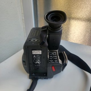 Videocámara Panasonic Palmcorder NV-S6B VHS-C