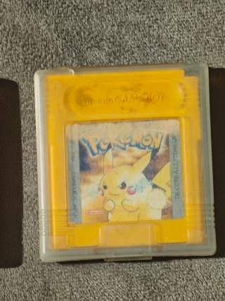 Pokémon Rojo y Amarillo Game Boy