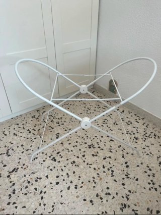 Moisés con soporte incluido,totalmente vestido