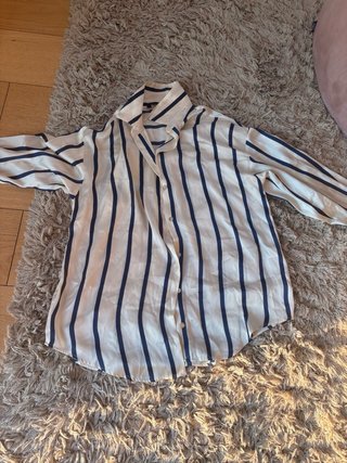 Camicia Zara a righe blu e bianche