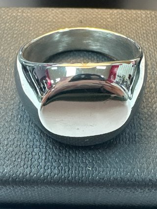 Anillo acero plateado tipo sello T23