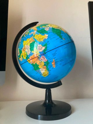 Globo terráqueo educativo 32cm alto