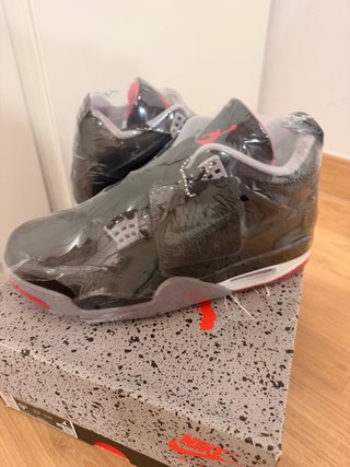 Jordan 4 Bred