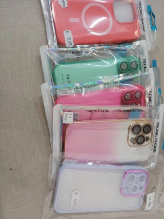 Lote 2 fundas iPhone 14 Pro nuevas