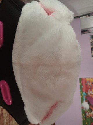 Gorrito kawaii blanco y rosa