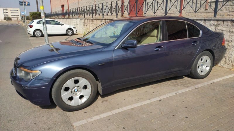 BMW Serie 7 2002 - foto 1
