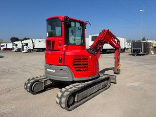 MINI EXCAVADORA YANMAR VIO50