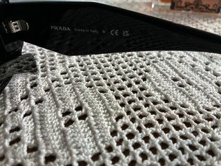Occhiali da sole Prada Symbole neri
