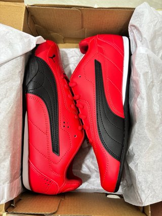 Zapatos Puma Rojos y Negros