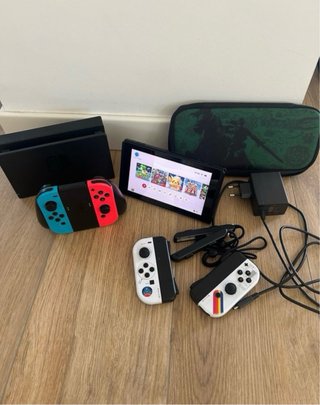 Nintendo Switch + Accesorios