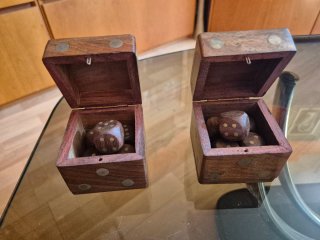 Cajitas de dados de madera - 2€ unidad