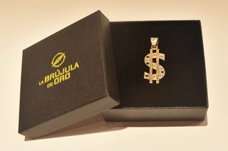 COLGANTE DOLLAR $ DE ORO 18K/ 6.5GR