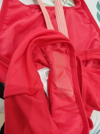 Bañador Adidas Niña T 9/10 Nuevo, con etiqueta