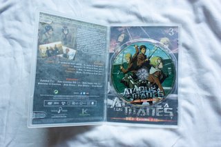 Ataque a los Titanes DVD - Temp 1 Parte 1