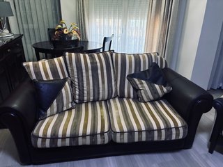 Conjunto Sofá, Sillones y Puf