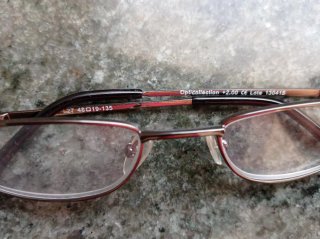 Gafas de aumento efecto lupa