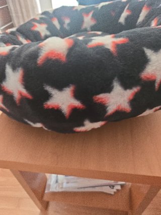 Cama para perro/gato con estrellas