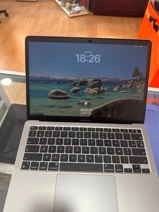 MacBook Air 2020 Gris 512GB 8GB RAM M1