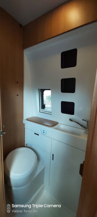 CAMPER WEINSBERG 600 DQ