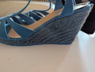 Sandalias de cuña azules