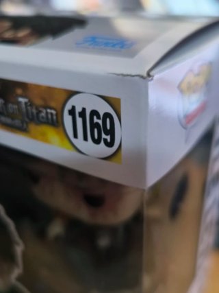 Funko Battle levi 1169 special buen estado