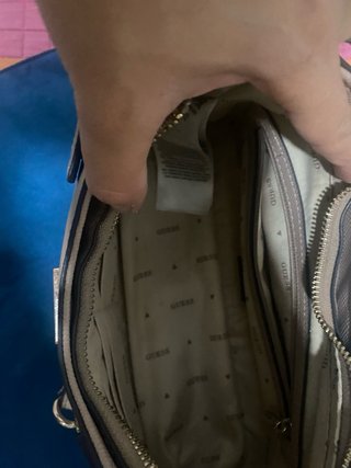 Bolso Guess Beige y Plateado Original