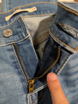 Pantalón levis