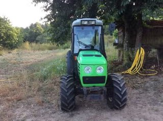 TRACTOR DEUTZ -FAHR F100
