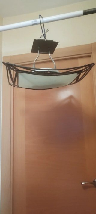 Lámpara de escritorio moderna