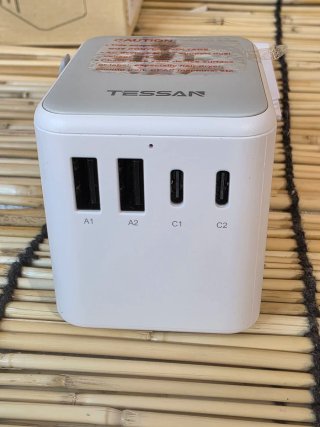 Adaptador de viaje TESSAN TS-WTA10