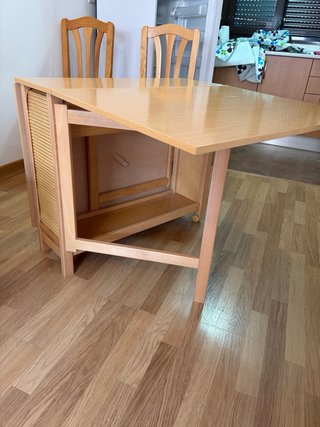 Conjunto de salón de madera estilo provenzal