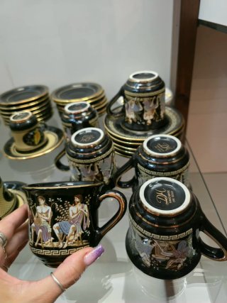 Set completo tazze brocche caso piattini DM