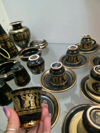 Set completo tazze brocche caso piattini DM