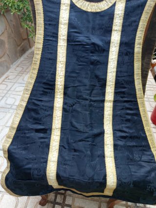 Cápsula litúrgica antigua