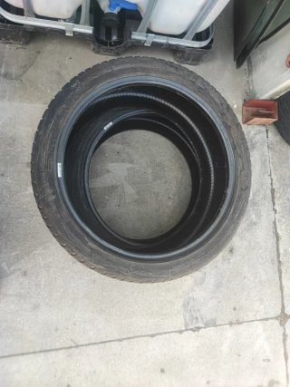 Neumáticos 255/40 R21