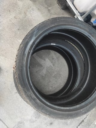 Neumáticos 255/40 R21